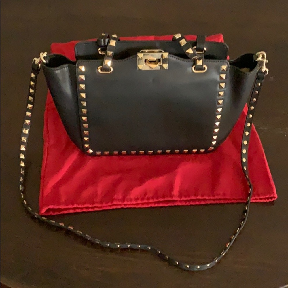 Black rock stud bag
